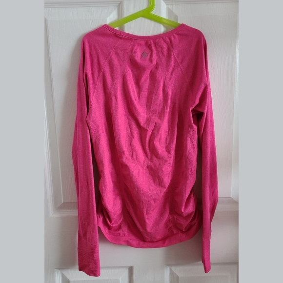 Athleta Fastest Track Ruched Sides Long Sleeve Shirt - Picture 7 of 7